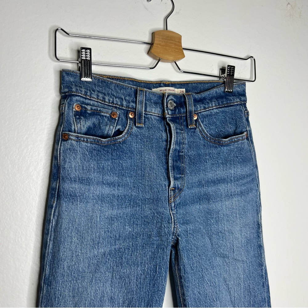 Levi’s Wedgie Straight Raw Hem Sz 24 - Picture 7 of 10